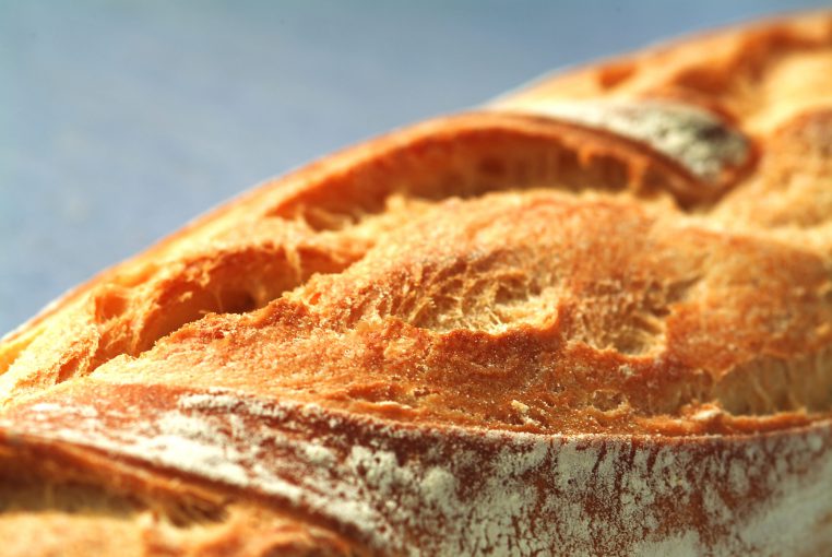Les savoir-faire artisanaux et la culture de la baguette de pain : le dossier des boulangers transmis par la France à l’UNESCO !